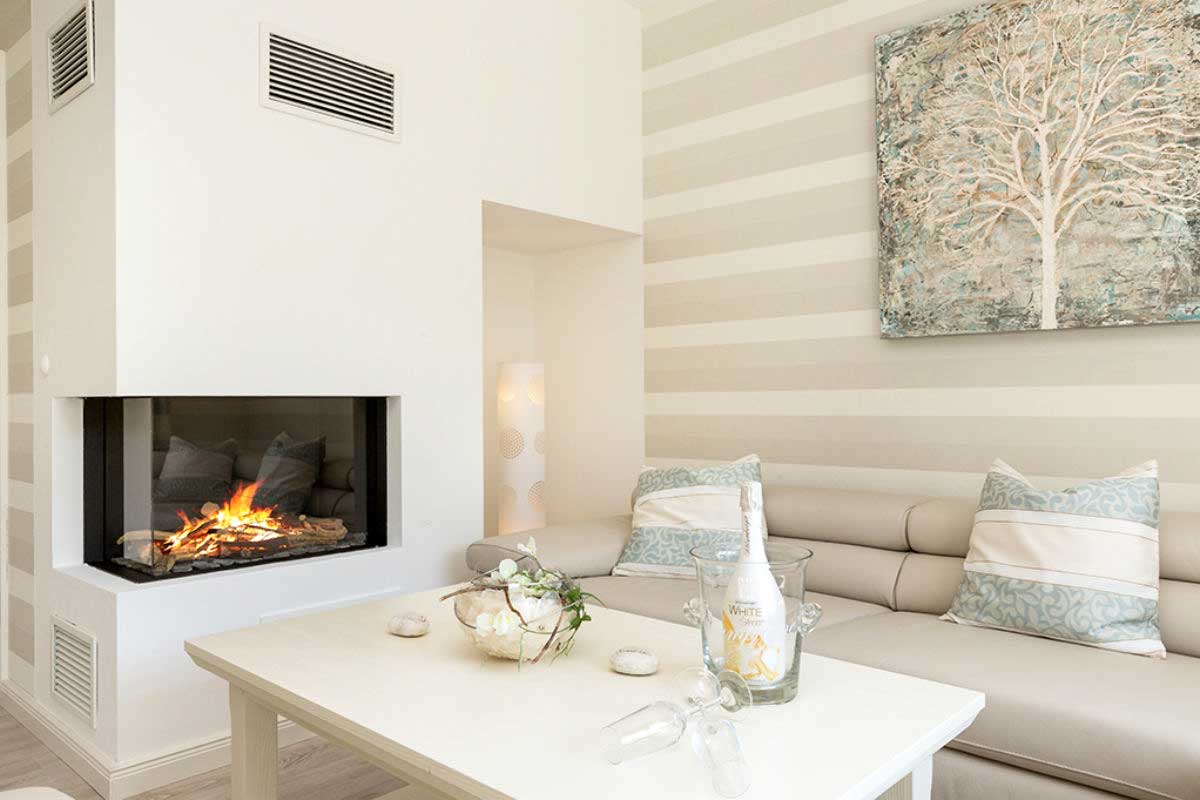 Ferienhaus-Zingster-Perle-1_Kamin-Perlen-der-Ostsee-Zingst